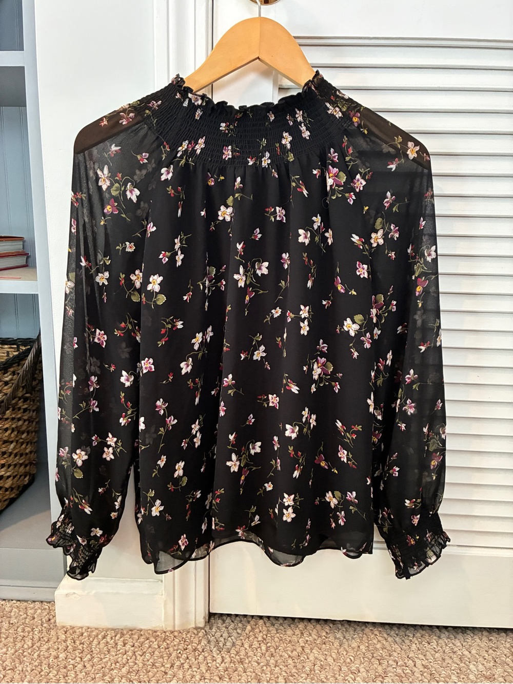 Madewell True Black Floral Smocked Mockneck Top in Lola Floral Semi Sheer Size M
